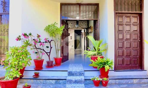DHA vi 600 yards proper 2 unit bungalow for sale