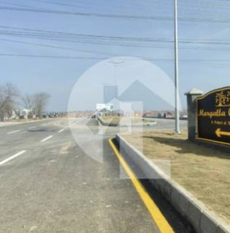 مارگلہ آرچرڈ اسلام آباد میں 10 مرلہ رہائشی پلاٹ 1.92 کروڑ میں برائے فروخت۔ مارگلہ آرچرڈ اسلام آباد میں 10 مرلہ رہائشی پلاٹ 1.92 کروڑ میں برائے فروخت۔