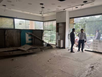 Hot Location 5000 Sf Ground Floor On Mmalam Road