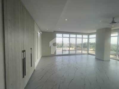 Of course! Heres the English version: DHA Phase 6, 3-Bedroom Luxury Apartment for Rent - Golf Facing, 18 Green Apartments