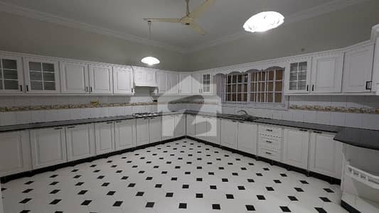 PAREKH ESTATE IS OFFERING 550 YARD RENOVATED BUNGALOW FOR RENT