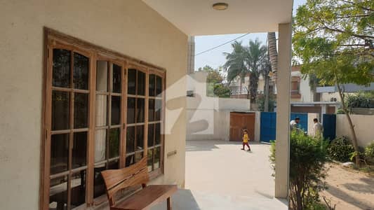 1000 Yards Architectural Design Bungalow For Sale In DHA Phase 5