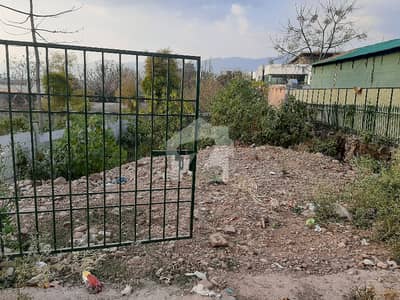 بنی گالہ اسلام آباد میں 12 مرلہ کمرشل پلاٹ 80.0 ہزار میں کرایہ پر دستیاب ہے۔