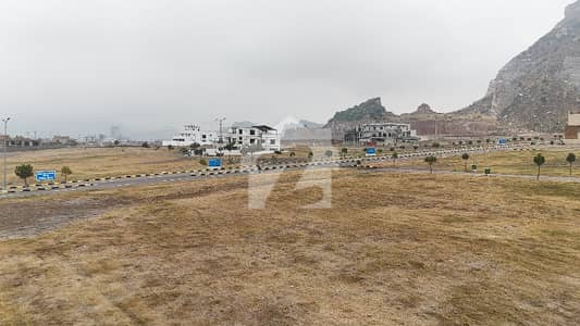 Prime 5 Marla Plot for Sale in Faisal Hills C Block Only 37 Lakh Hot Location