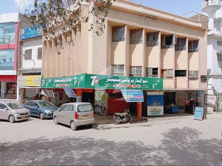 High-Visibility Commercial Space on Main Shahrah-e-Faisal Limited Opportunity! High-Visibility Commercial Space on Main Shahrah-e-Faisal Limited Opportunity!