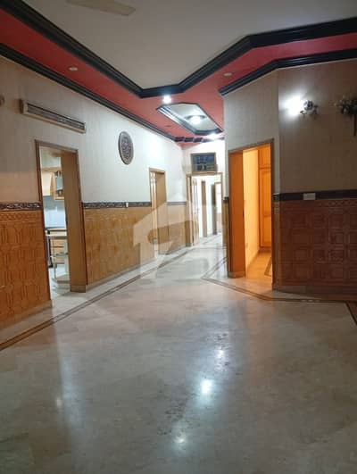 جی ۔ 11/1 جی ۔ 11,اسلام آباد میں 3 کمروں کا 1 کنال بالائی پورشن 1.8 لاکھ میں کرایہ پر دستیاب ہے۔