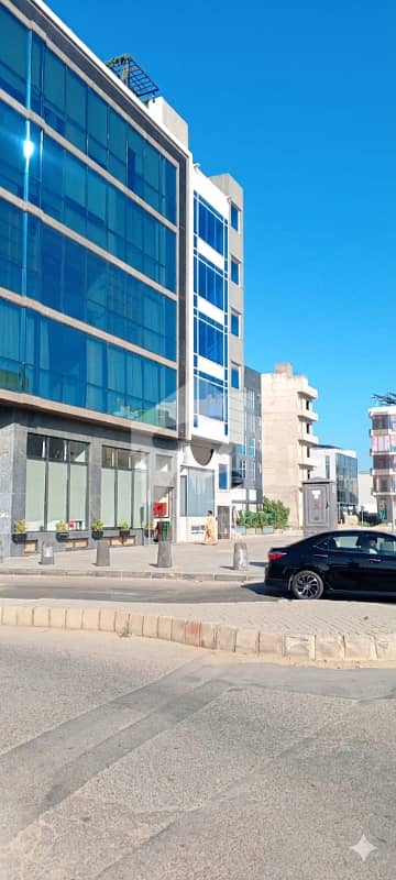 Ready-To-Move Office Spaces | Lift + Parking | High Visibility Location! For Rent Ready-To-Move Office Spaces | Lift + Parking | High Visibility Location! For Rent