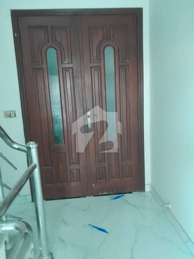 Upper Portion For Rent Gas Available