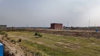 LDA City Lahore C Block 5 Marla Corner On Ground Carpeted Road Possession Available Ready To Construction