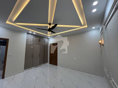 10 Marla Upper Portion Available For Rent