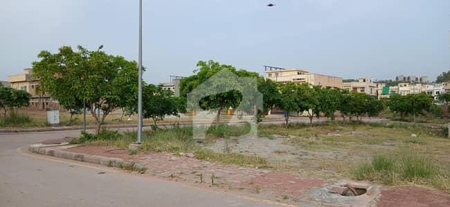 5 Marla Plot For Sale Road 2, Sector N, Bahria Enclave Islamabad
