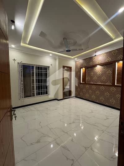 10 Marla Brand New House Available For Sale