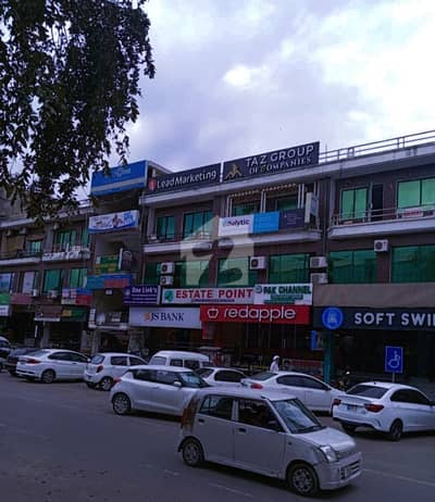 i-8. markaz commcial office 1000 square feet office space main double rod location office for rent