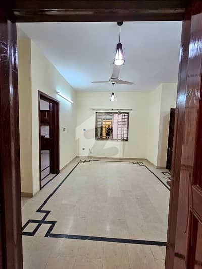10 Marla Upper Portion Available For Rent in G-13/3