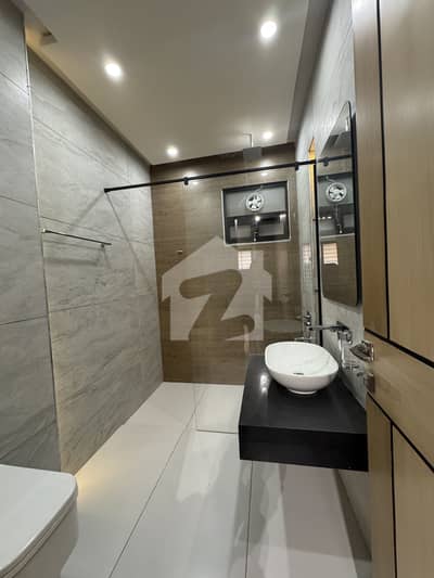 10 Marla brand New house For Rent 10 Marla brand New house For Rent
