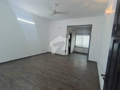 12 Marla Portion For Rent