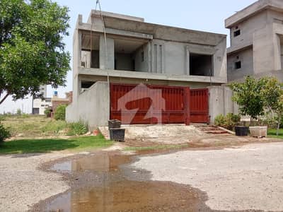 1 Kanal Owner Builder Triple Storey House For Sale Hot Location Near DHA 9 Prism