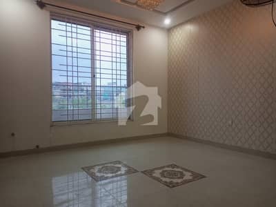 UPPER PORTION AVAILABLE FOR RENT IN E11