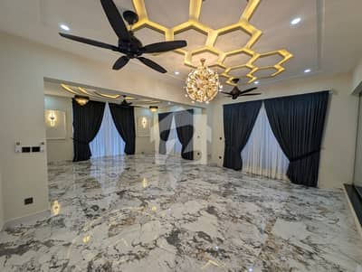 25 Marla Designer House For Rent In Bahria Town Phase 7