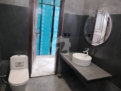 KANAL UPPER PORTION NEAR TO MARKET