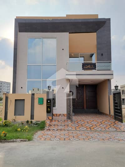 Beautiful House for Sale in Bahria Orchard Lahore Prime Location & Modern Living Beautiful House for Sale in Bahria Orchard Lahore Prime Location & Modern Living