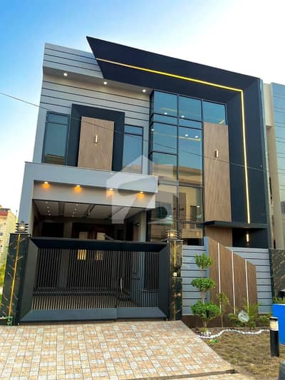 Royal Orchard 5 Marla Luxury House 3 Bed Attach Bath Double TV Lounge Double Kitchen For Sale Available