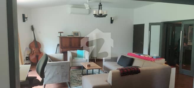 E7 Fully Furnished Beautiful House For Rent E7 Fully Furnished Beautiful House For Rent