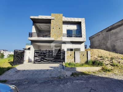 8 Marla Brand New House For Sale In Block E B-17