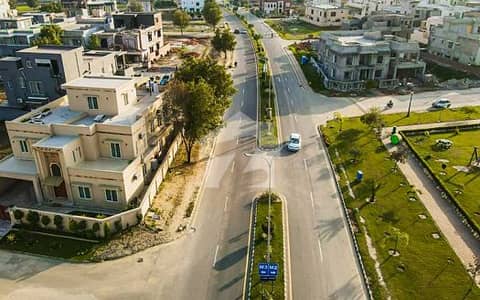 5 MARLA EXCLUSIVE LOCATION PLOT AVAILABLE FOR SALE