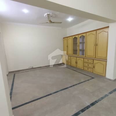 AHMED ASSOCIATES OFFER 20 MARLA SINGLE STOREY INDEPENDENT HOUSE PORTION FOR RENT IN ARCHITECT HOUSING SOCIETY NEAR TO SHUKAT KHANUM HOSPITAL LAHORE.