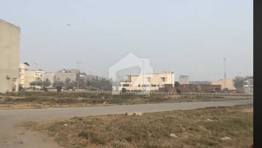 9.85 Marla Agora ( Double Parking+Facing Polo Ground) Commercial Eden City