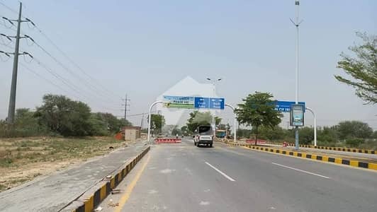 ڈی ایچ اے فیز 8 - بلاک زیڈ 5 ڈی ایچ اے فیز 8,ڈی ایچ اے ڈیفینس,لاہور میں 5 مرلہ رہائشی پلاٹ 62.0 لاکھ میں برائے فروخت۔ ڈی ایچ اے فیز 8 - بلاک زیڈ 5 ڈی ایچ اے فیز 8,ڈی ایچ اے ڈیفینس,لاہور میں 5 مرلہ رہائشی پلاٹ 62.0 لاکھ میں برائے فروخت۔