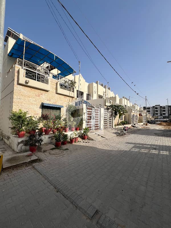 Falaknaz dream villa 120 sqyd Falaknaz dream villa 120 sqyd