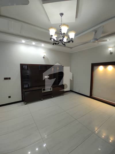 Tile Flooring Upper Portion For Rent In G-13 Islambad