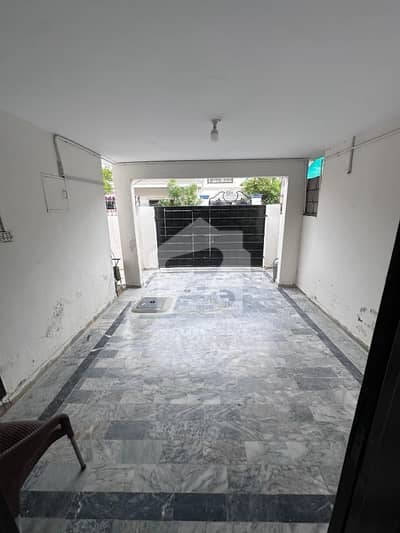 150 yards Bungalow For Sale in Rufi Fountain Gulistan-e-Jauhar Block 19