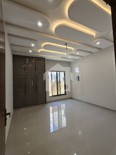 5 Marla brand new ground floor for rent available