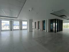4045 Sqft Corporate Building Commercial Space Available On Rent Located In Gulberg Civic Center