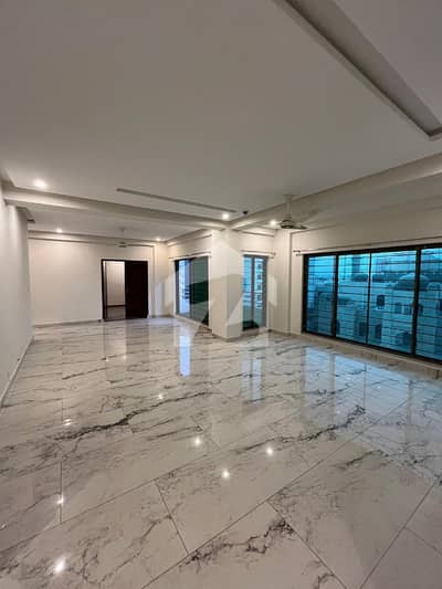 12 MSRLA 4 BEDROOM APARTMENT AVAILABLE FOR RENT