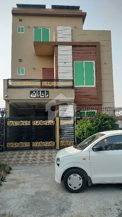 1 Year Use Beautiful House In Central Park A1 Block