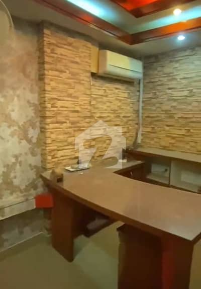 شاہراہِ قائدین کراچی میں 6 مرلہ Studio دفتر 1.65 لاکھ میں کرایہ پر دستیاب ہے۔