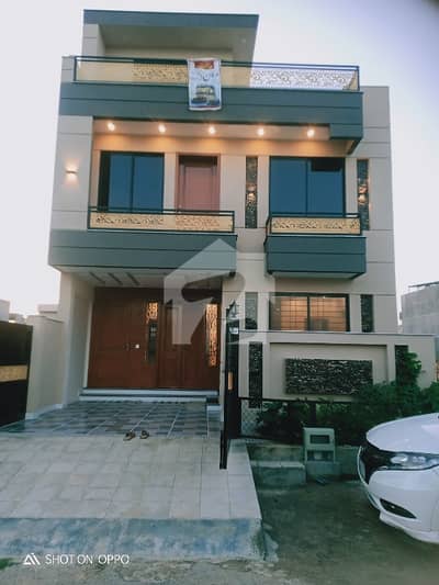 جی ۔ 14/2 جی ۔ 14,اسلام آباد میں 4 کمروں کا 4 مرلہ مکان 3.7 کروڑ میں برائے فروخت۔