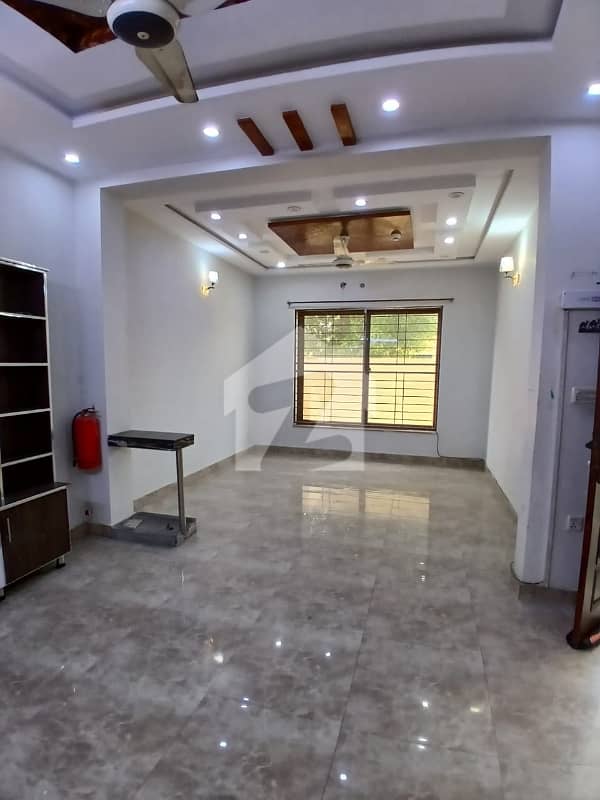 5Marla House For Rent With Gas 5Marla House For Rent With Gas