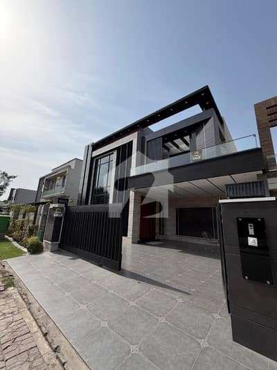 1 KANAL BRAND NEW HOUSE FOR SALE