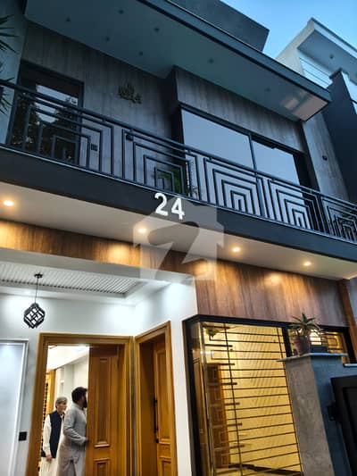 25x40 BRAND NEW STYLISH HOUSE FOR SALE G-13/1 ISLAMABAD