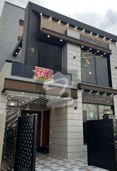 5 Marla Brand New House Available For Sale in Bahria Town lahore