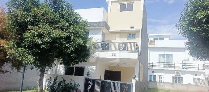 House For Sale Sector N 5 Marla slightly Used Bahria Enclave Islamabad