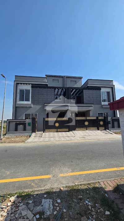 Modern Design 5 Marla Park Facing House For Sale in Bahria Nasheman, Lahore