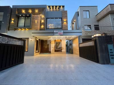 10 Marla Residential House For Sale In Rafi Block , Nearby Commercial Market, School, Mosque And Health Care Canter