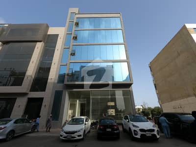 200 Square Yards Building In Stunning Shahbaz Commercial Area Is Available For Rent