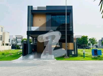 Vip 5 Marla Brand New Luxury House Available For Sale In Bahria Town Lahore